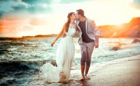 Büyümüş penise aşık kadın ve adam